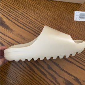 Yeezy Slide